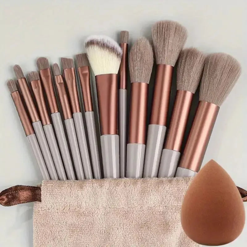 Ensemble de Pinceaux Maquillage Professionnel – Doux & Moelleux