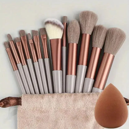 Ensemble de Pinceaux Maquillage Professionnel – Doux & Moelleux