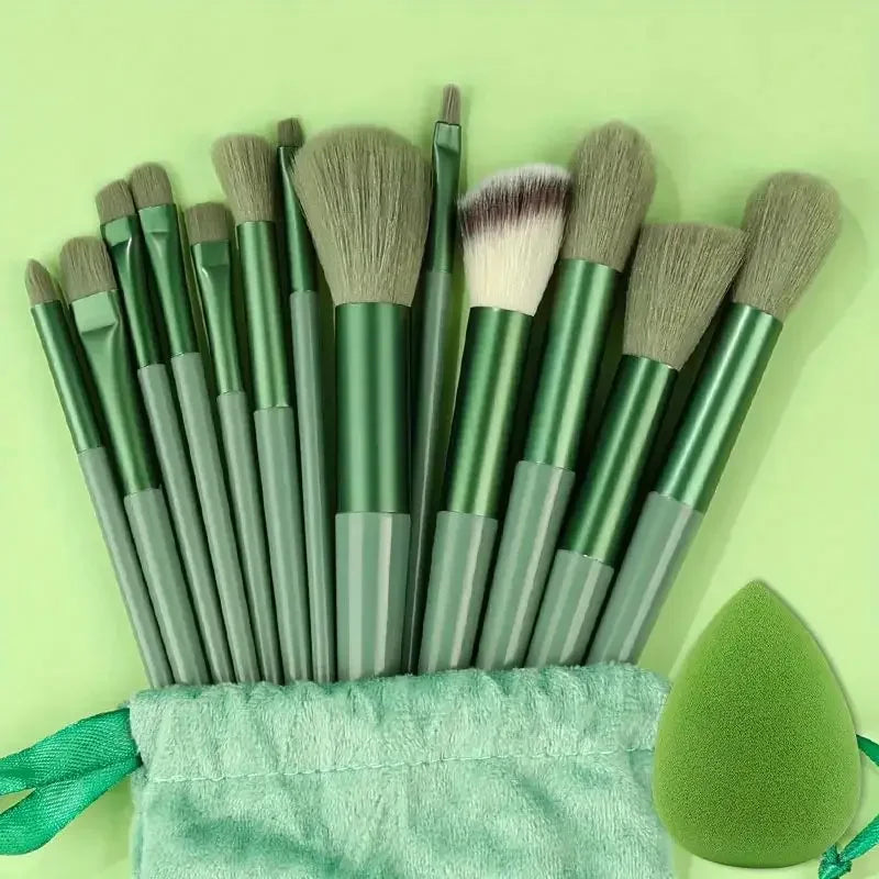 Ensemble de Pinceaux Maquillage Professionnel – Doux & Moelleux
