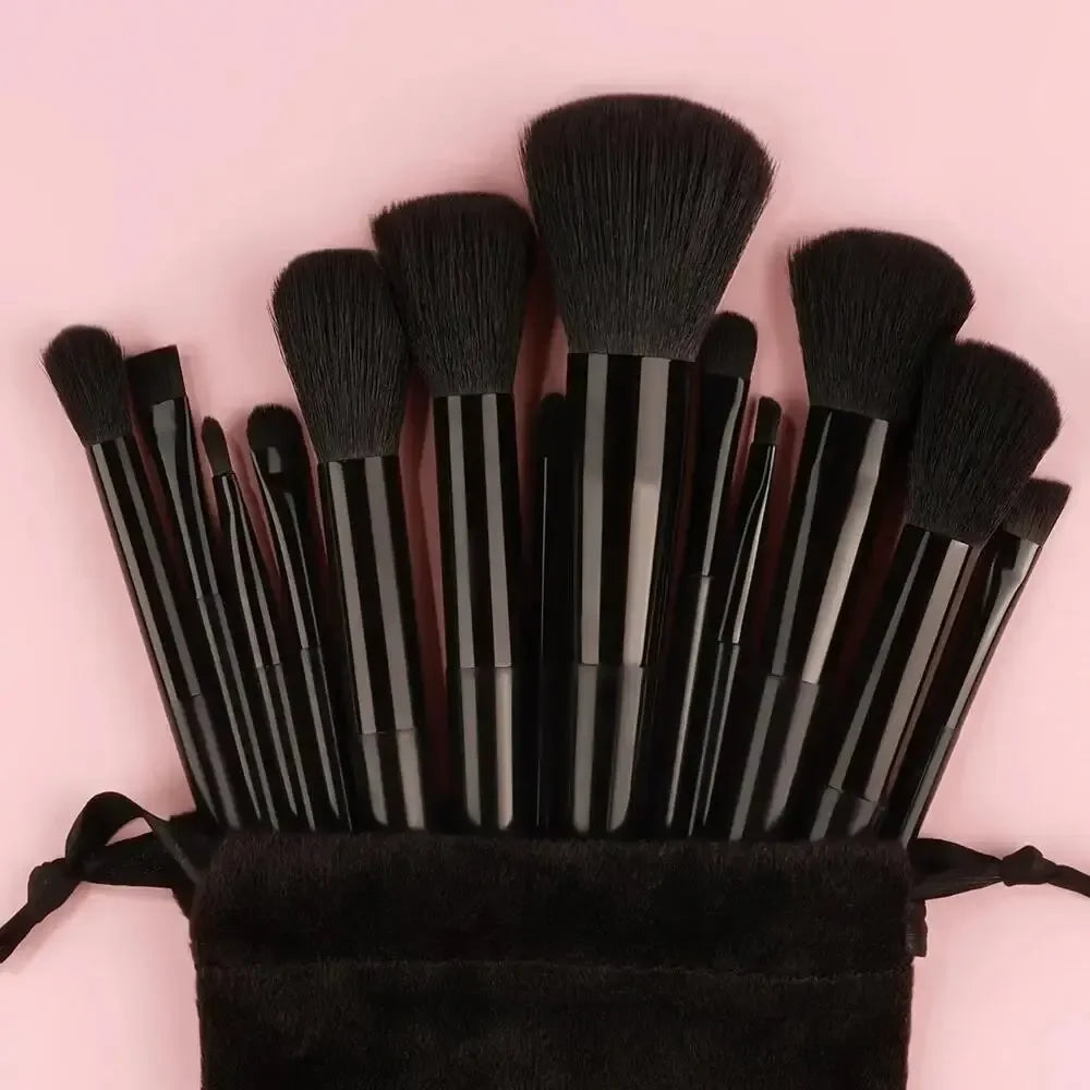 Ensemble de Pinceaux Maquillage Professionnel – Doux & Moelleux